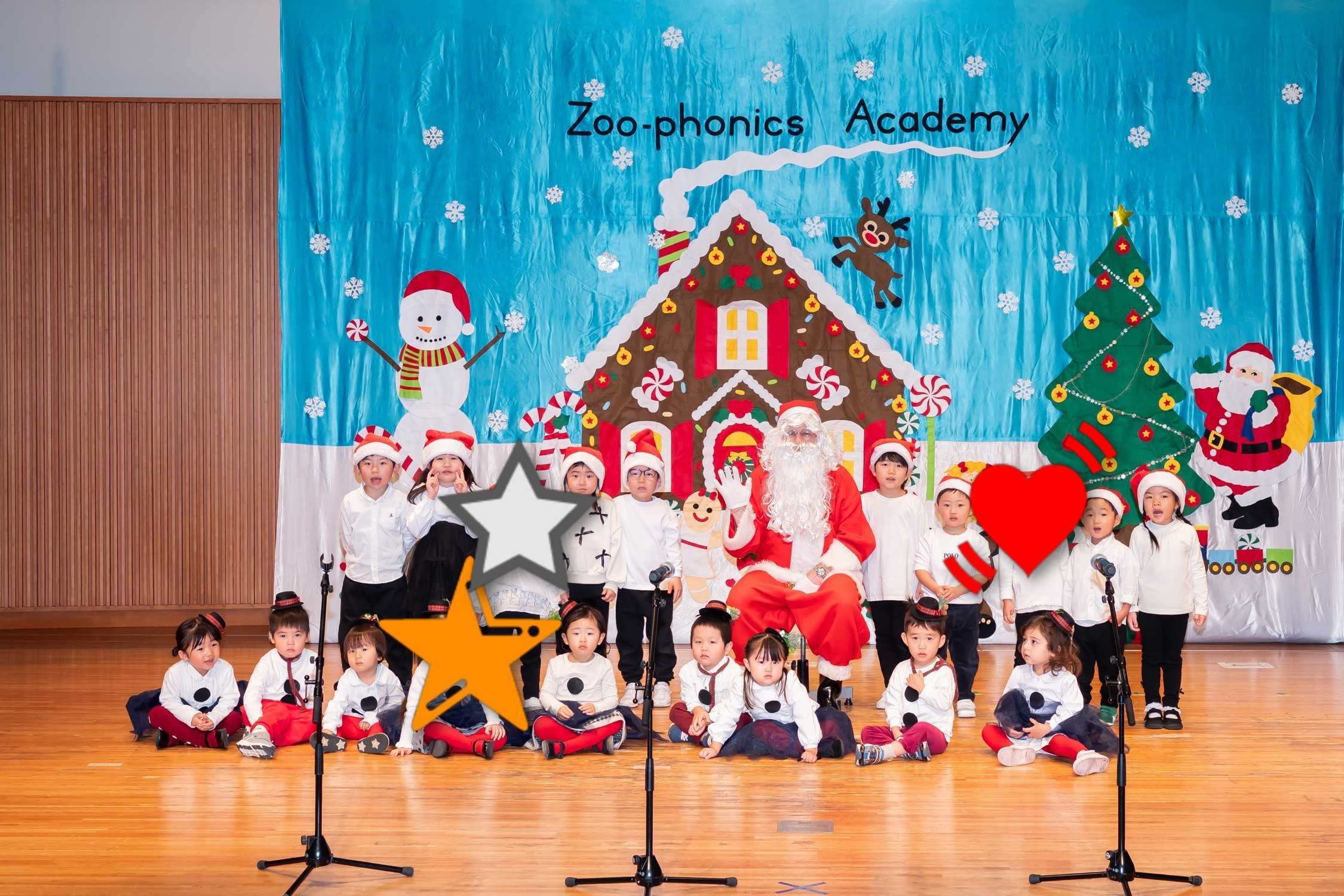 Christmas performanceの様子（MM・RR・DDクラス）